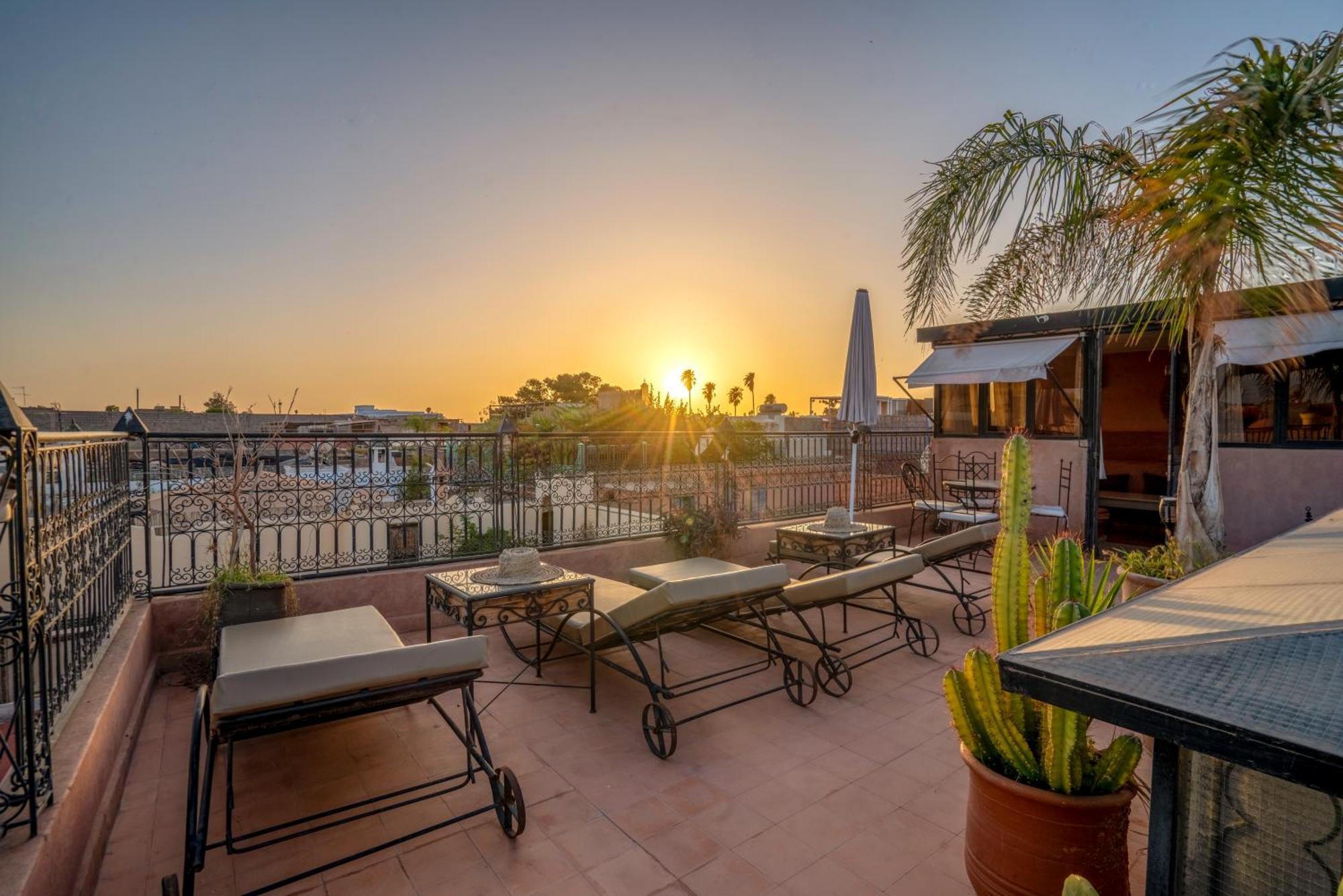 Riad Dar Ennakhla Marrakesh Exterior foto