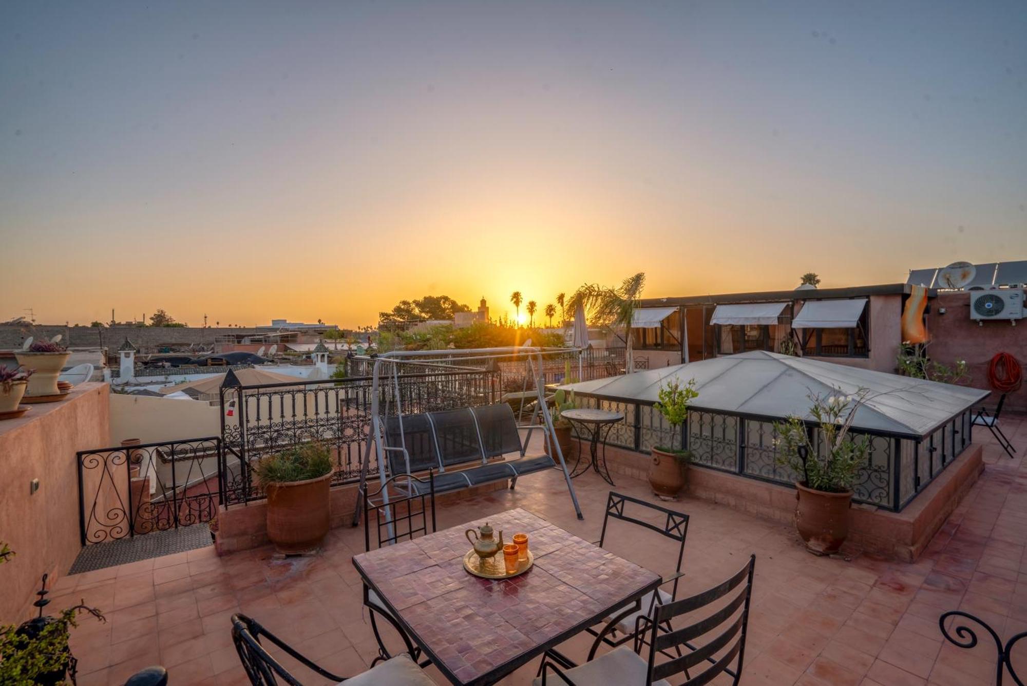 Riad Dar Ennakhla Marrakesh Exterior foto