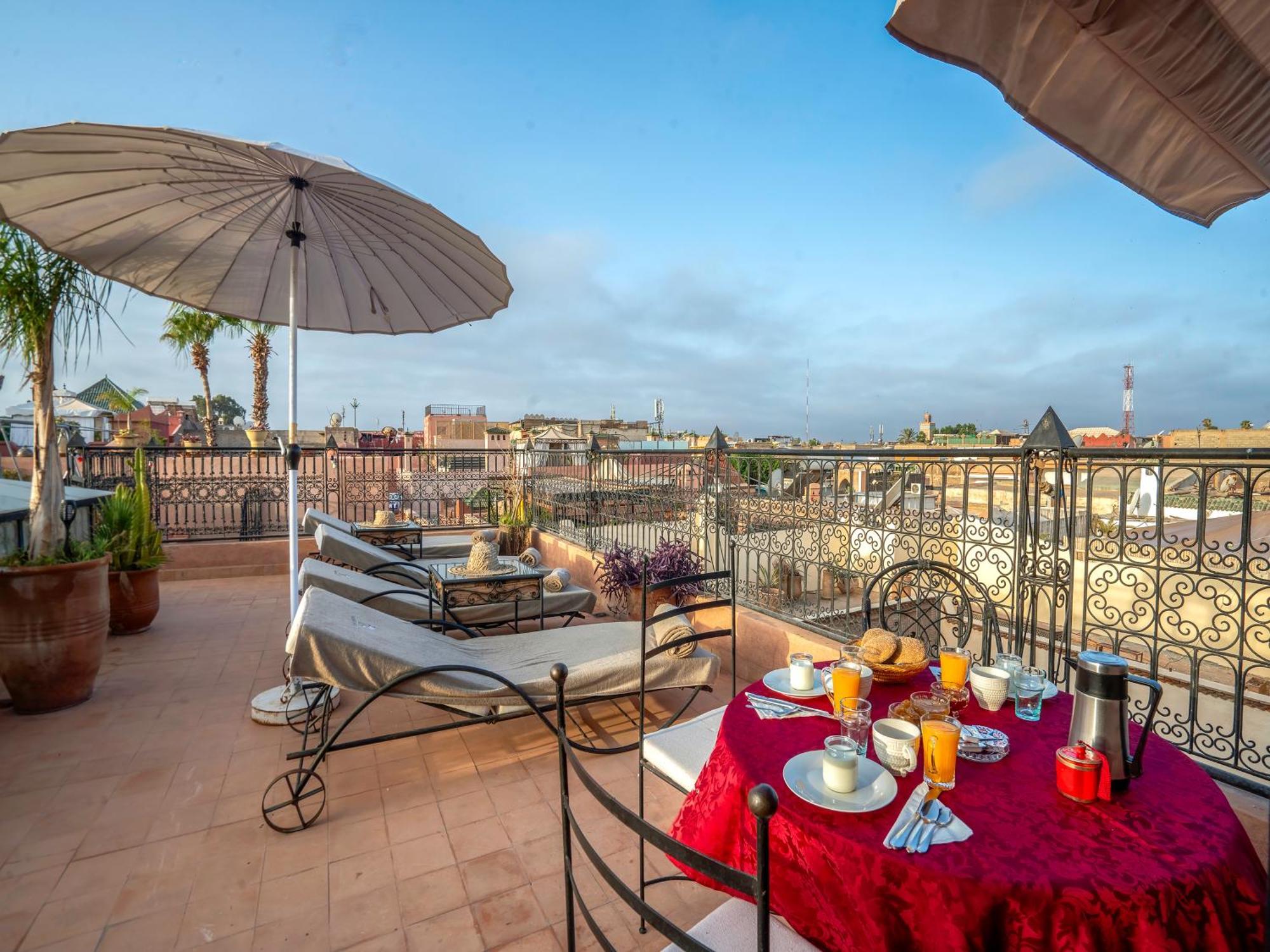 Riad Dar Ennakhla Marrakesh Exterior foto